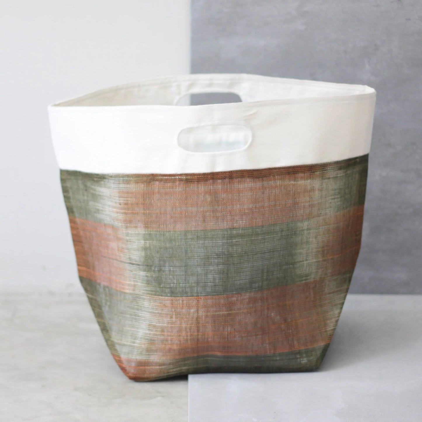 Abaca Bucket (Olive)